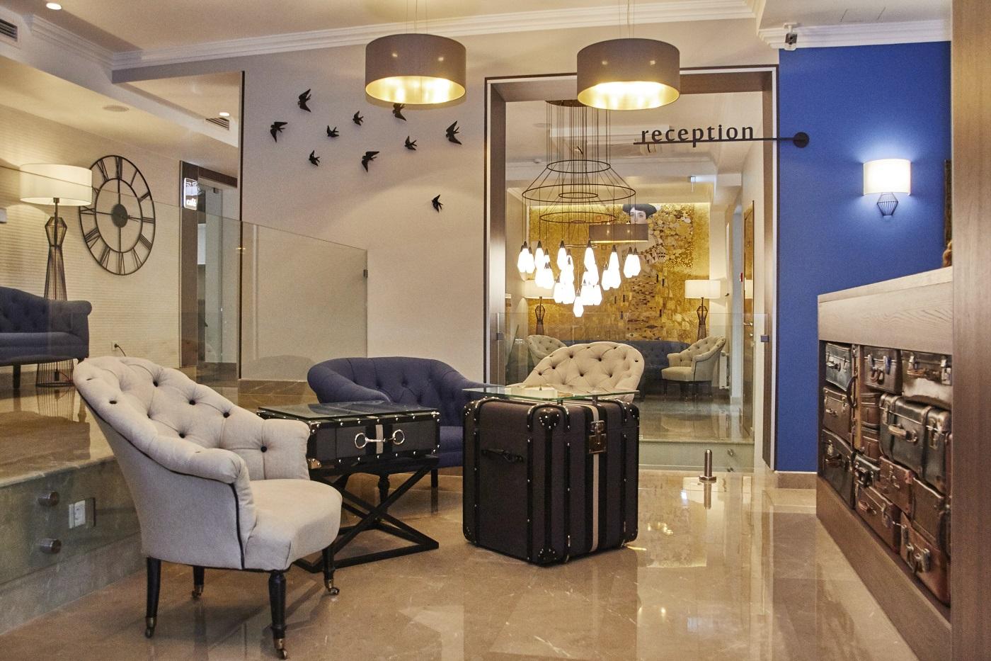 Zentrum Hotel คีชีเนา ภายนอก รูปภาพ